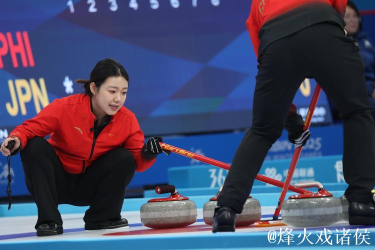 冰壶混双世锦赛 中国队连战两场遗憾告负 冰壶混双世锦赛 中国队连战两场遗憾告负