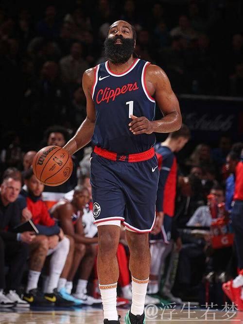 哈登高效表现 快船客场力克魔术