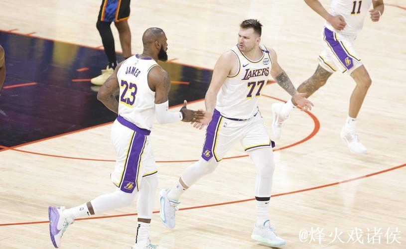 东契奇32+11+8詹姆斯23+5+6 洛杉矶德比湖人不敌快船