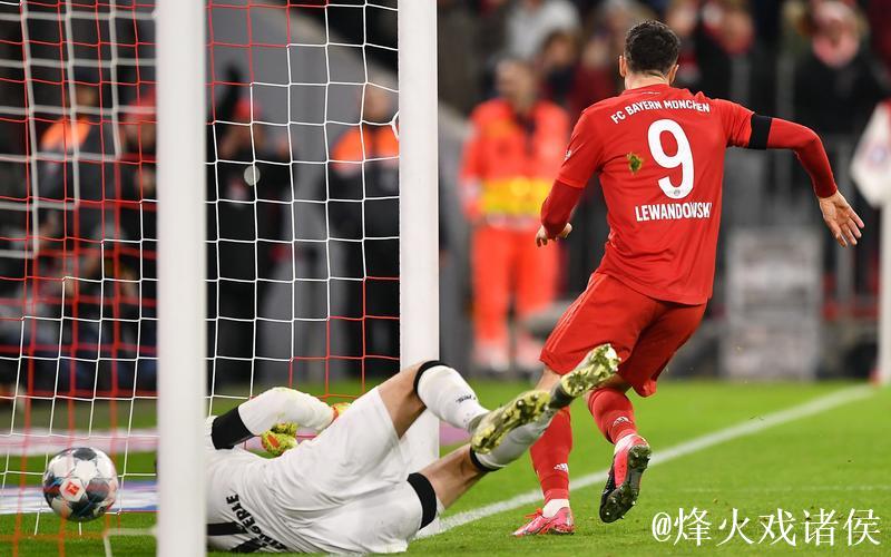 德甲-莱万穆勒蒂亚戈接连进球 拜仁客场3-1取胜