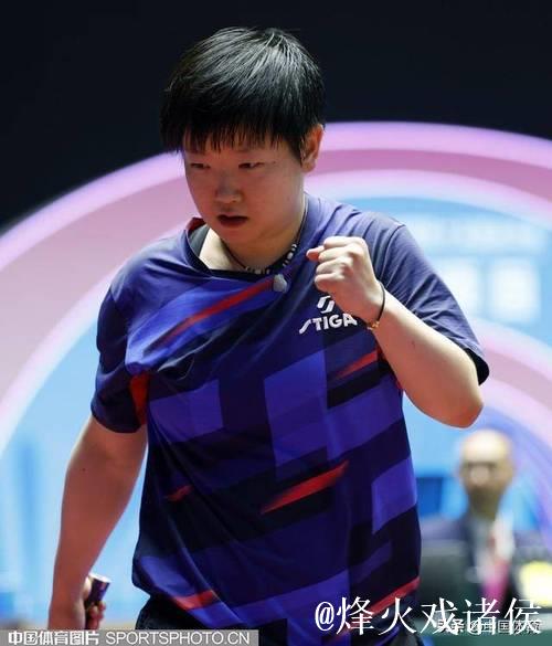 孙颖莎4-0横扫刘斐 挺进十五运会女单四强 孙颖莎4-0横扫刘斐 挺进十五运会女单四强