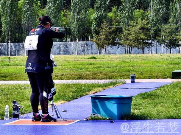 陆彦焱与武翠翠分获女子多向飞碟冠亚军 陆彦焱与武翠翠分获女子多向飞碟冠亚军